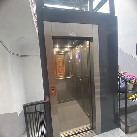 La Terrazza Nel Centro Villa Наполи Екстериор снимка