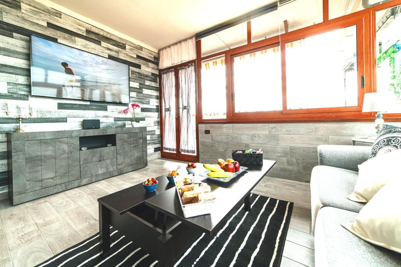 La Terrazza Nel Centro Villa Наполи Екстериор снимка